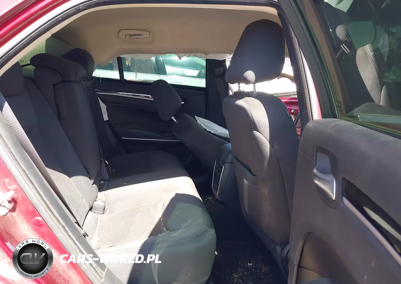 2023 Chrysler 300 Touring VIN:2C3CCAAG5PH573296 - 8