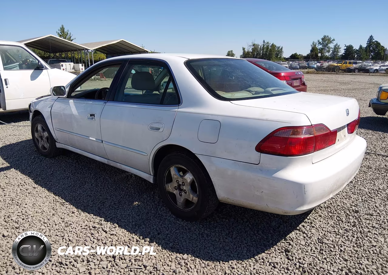 1998 Honda Accord Ex V6 VIN:1HGCG1656WA046762 - 3