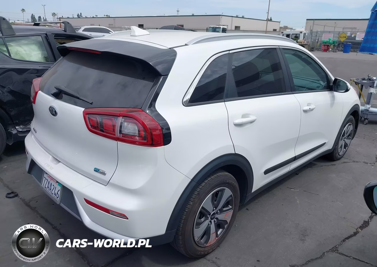 2017 Kia Niro Ex VIN:KNDCC3LC8H5077144 - 4