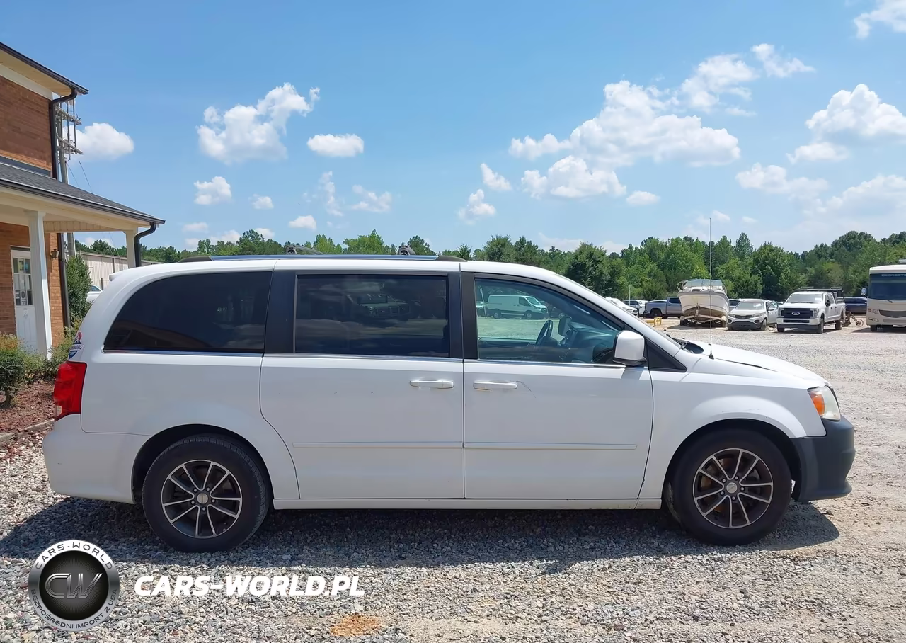 2017 Dodge Grand Caravan Sxt VIN:2C4RDGCG4HR699972 - 13
