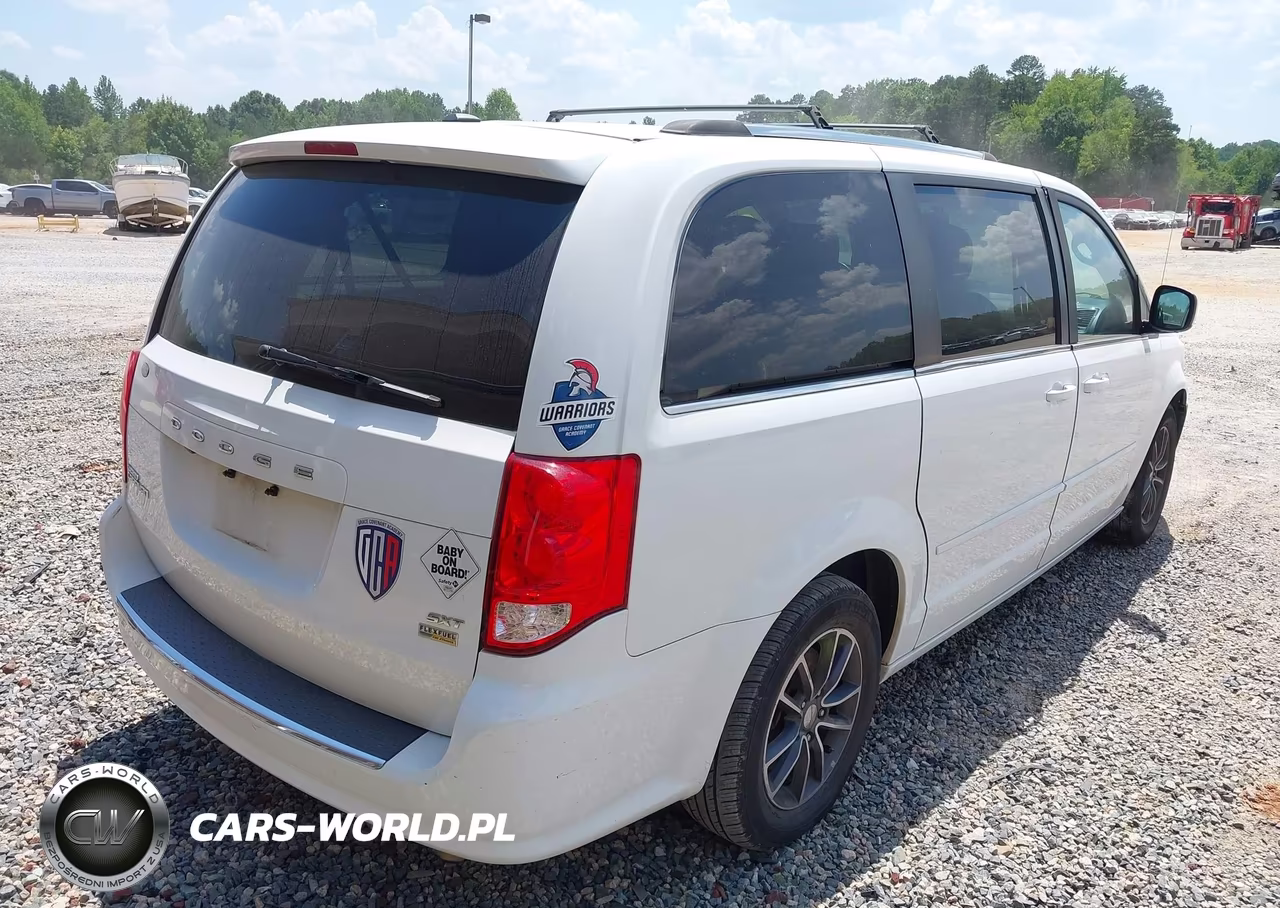 2017 Dodge Grand Caravan Sxt VIN:2C4RDGCG4HR699972 - 4