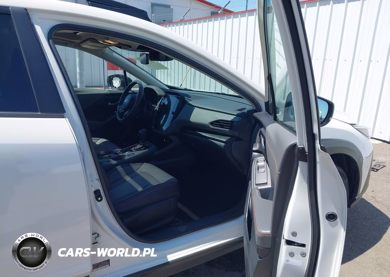2024 Subaru Crosstrek Limited VIN:4S4GUHM69R3770463 - 5