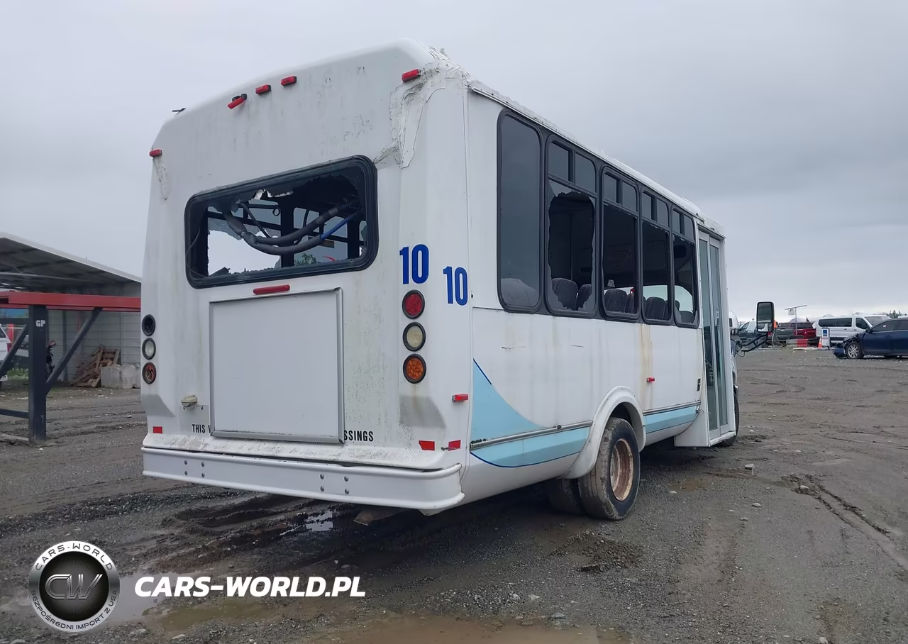 2009 Ford E-450 Cutaway VIN:1FDFE45SX9DA92314 - 4