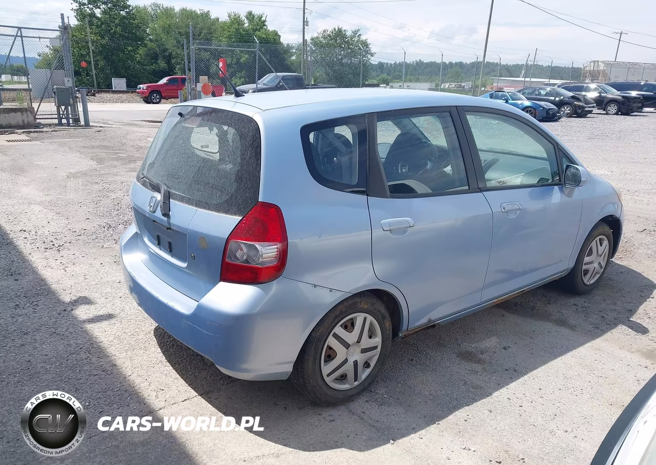 2008 Honda Fit VIN:JHMGD37468S010494 - 4