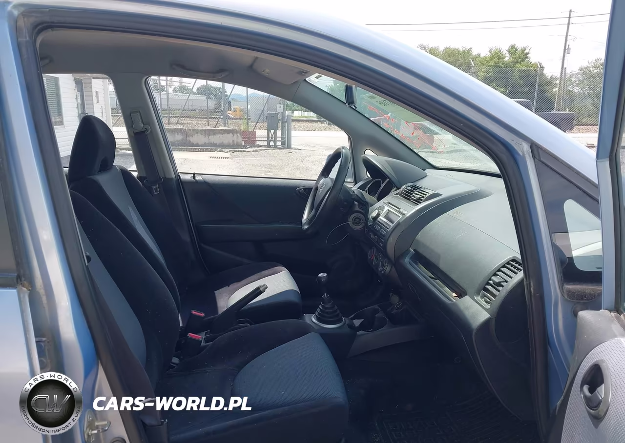 2008 Honda Fit VIN:JHMGD37468S010494 - 5