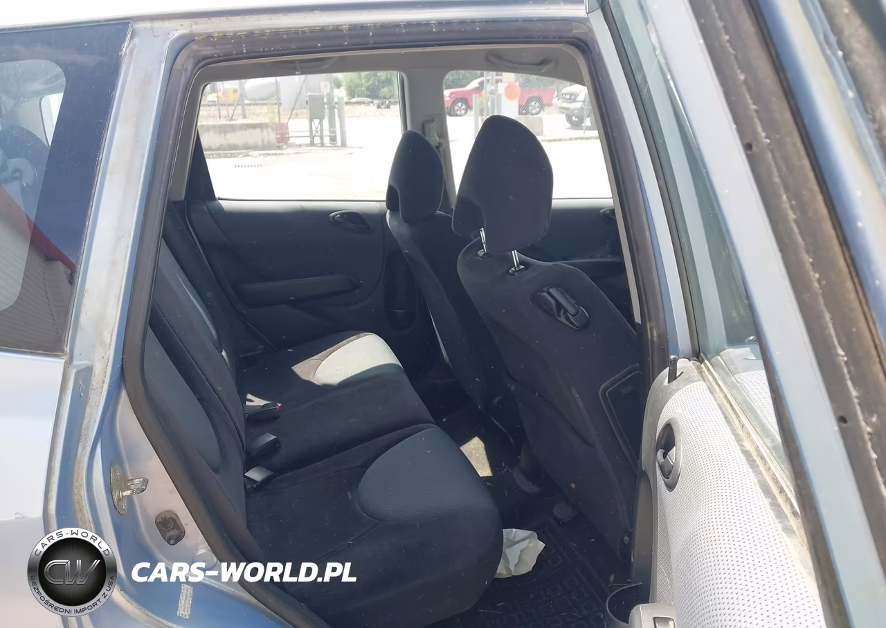 2008 Honda Fit VIN:JHMGD37468S010494 - 8