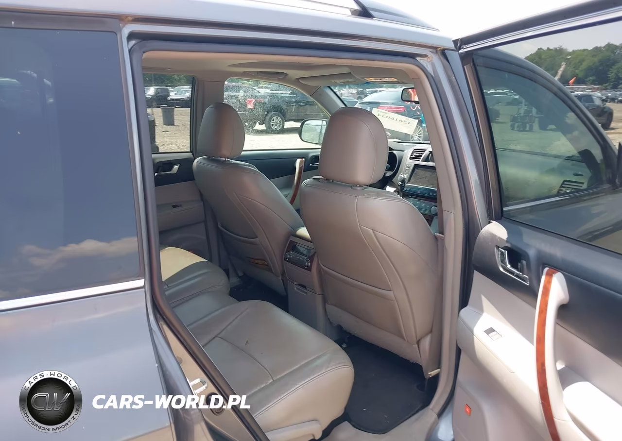 2011 Toyota Highlander Limited V6 VIN:5TDYK3EH2BS047284 - 8