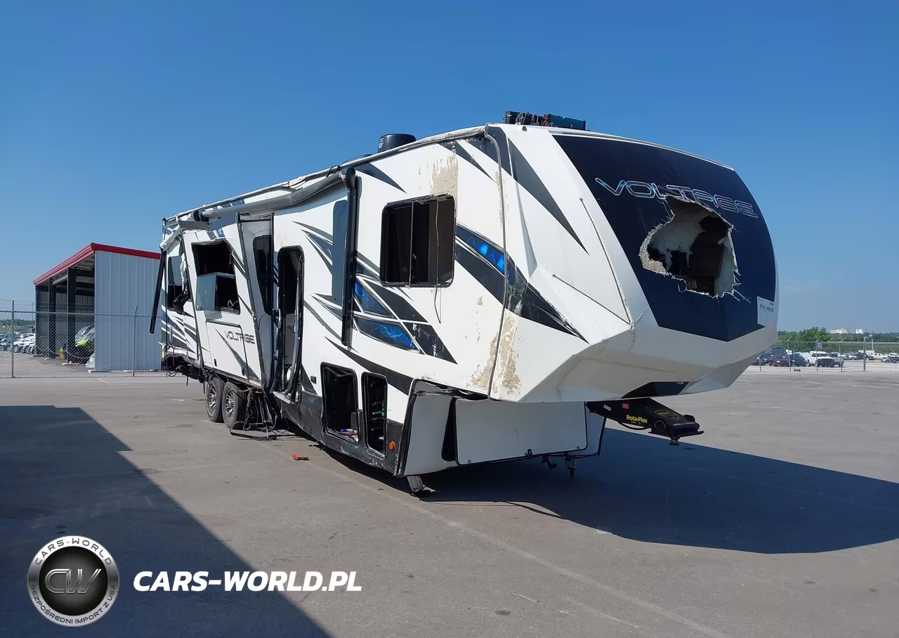 2019 Keystone Voltage VIN:4YDF36125KZ990479 - 1