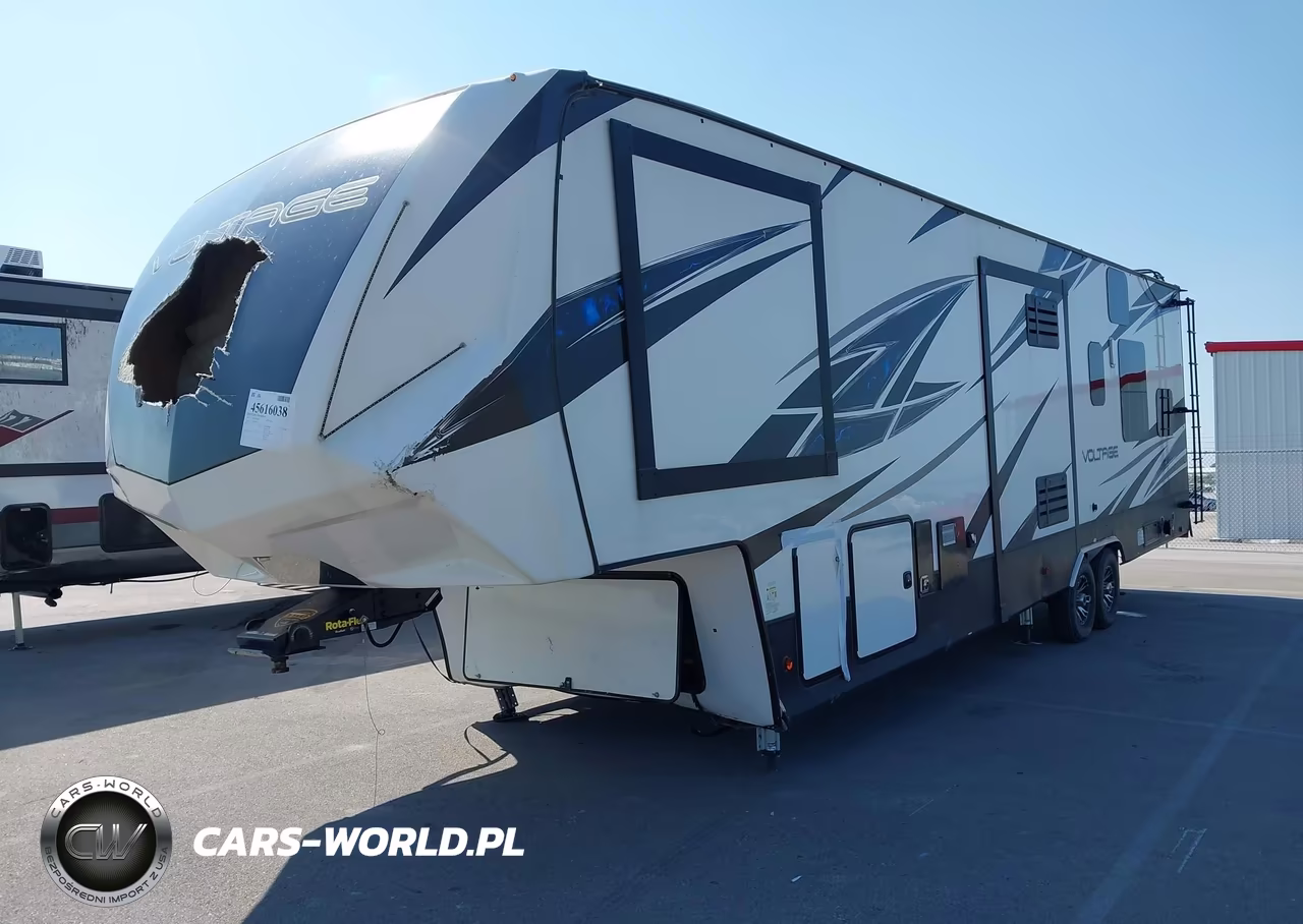 2019 Keystone Voltage VIN:4YDF36125KZ990479 - 2
