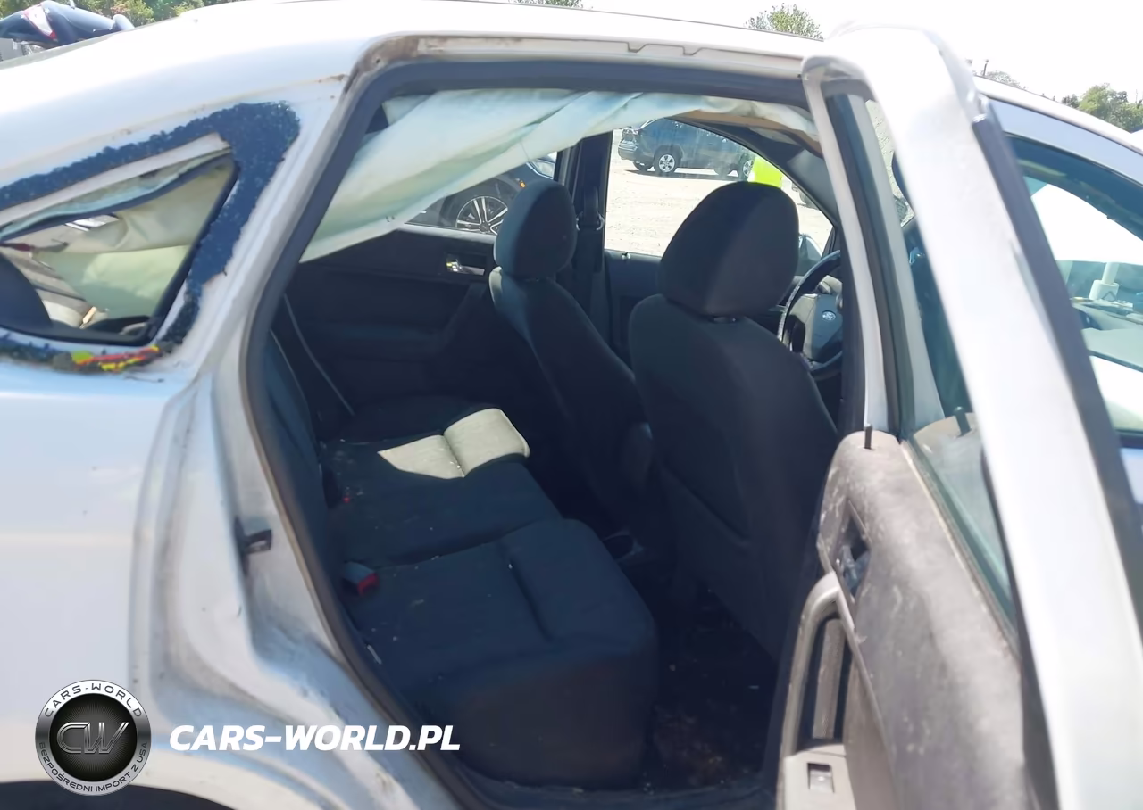 2008 Ford Focus Se-Ses VIN:1FAHP35N08W261132 - 8