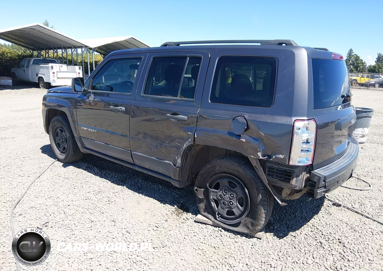 2015 Jeep Patriot Sport VIN:1C4NJPBB5FD157924 - 3