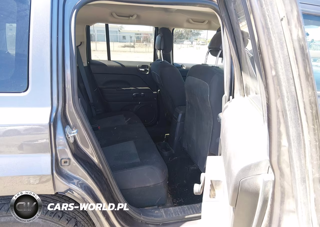 2015 Jeep Patriot Sport VIN:1C4NJPBB5FD157924 - 8