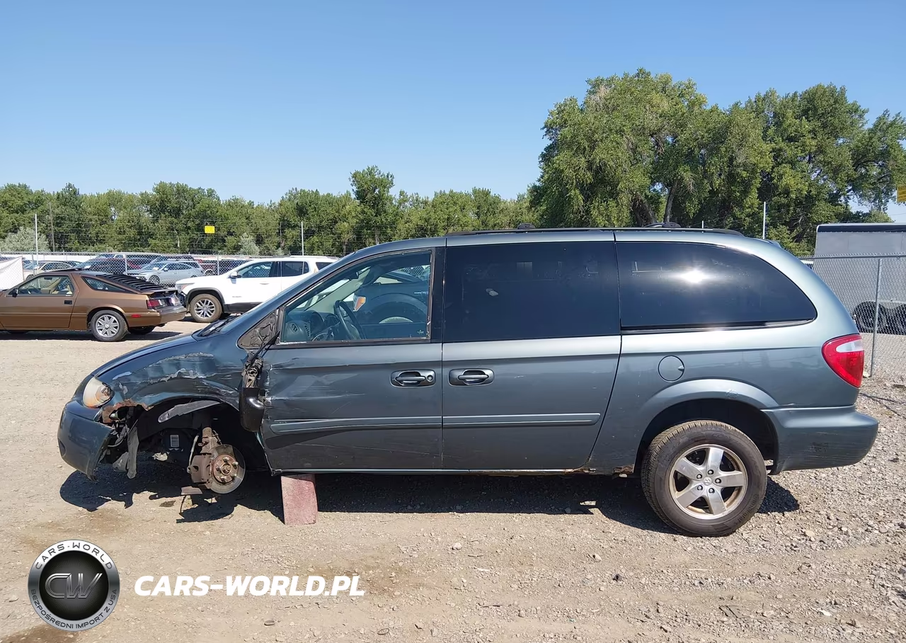2007 Dodge Grand Caravan Sxt VIN:2D4GP44L07R188558 - 15