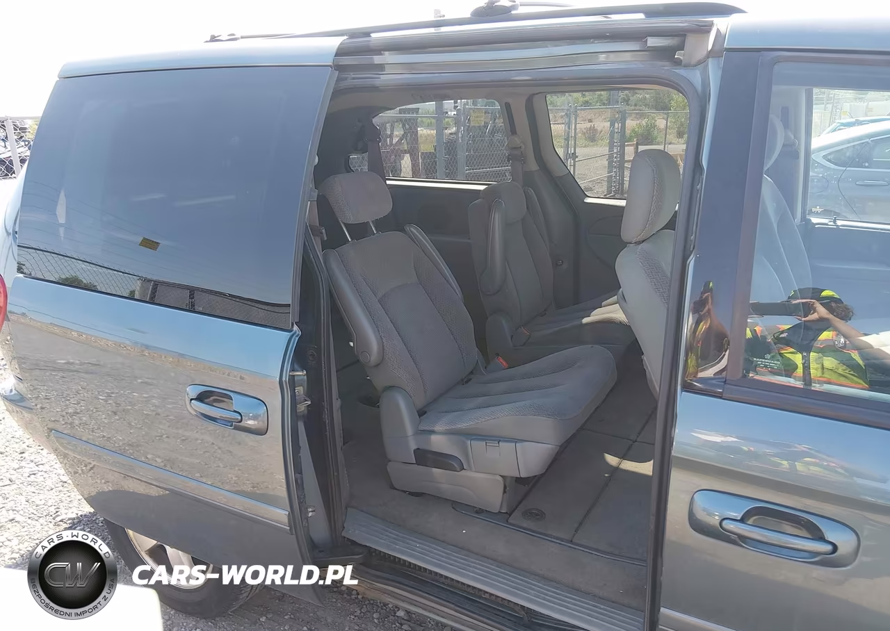 2007 Dodge Grand Caravan Sxt VIN:2D4GP44L07R188558 - 8