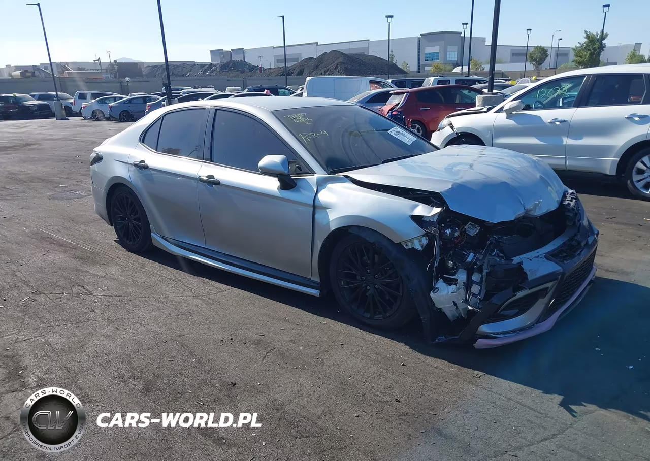 2020 Toyota Camry Se – zdjęcie 1 z 16