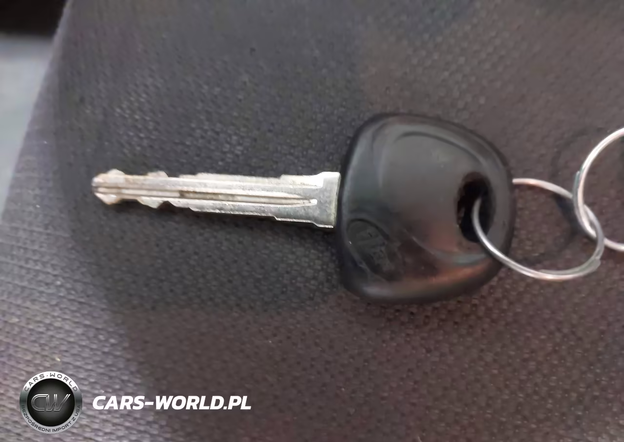 2011 Kia Soul + VIN:KNDJT2A27B7204134 - 11