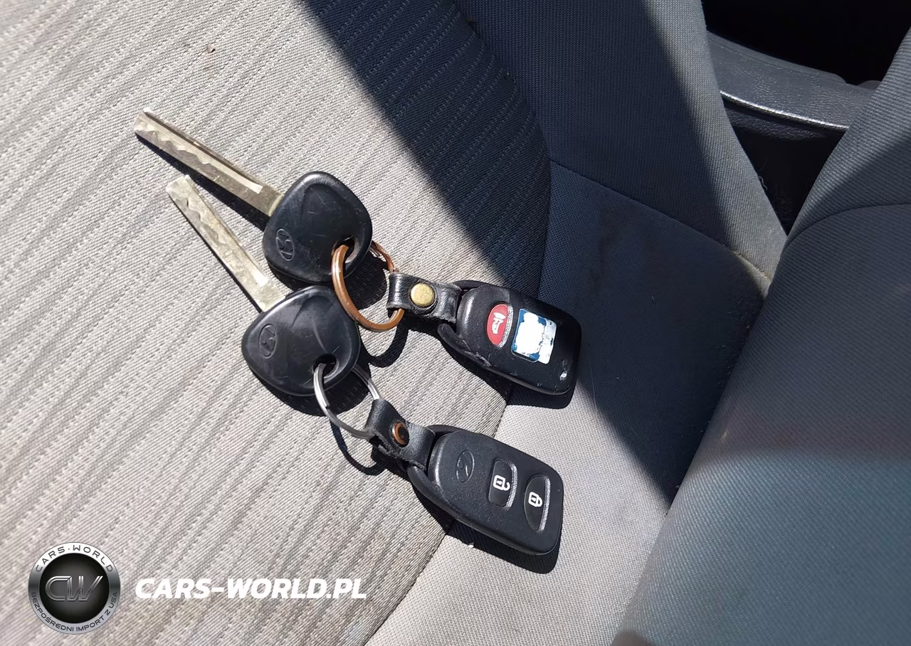 2015 Hyundai Accent Gs VIN:KMHCT5AEXFU233828 - 11