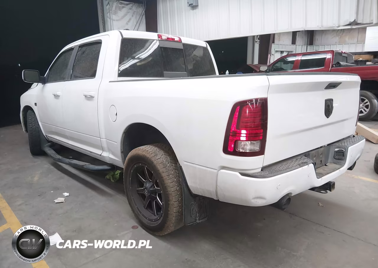 2014 Ram 1500 Sport VIN:1C6RR7MT3ES333581 - 3