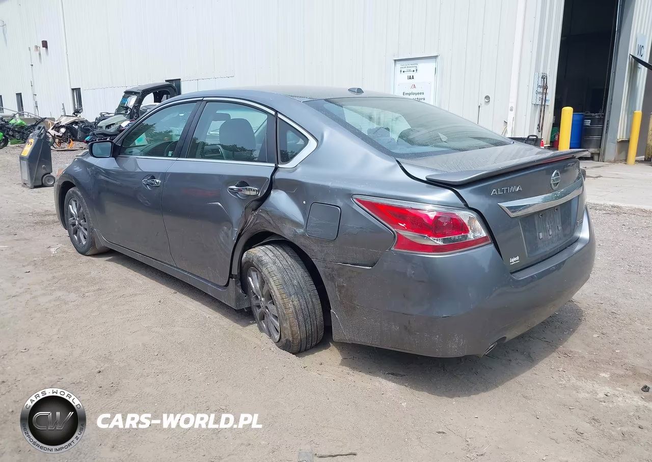2015 Nissan Altima 2.5 S VIN:1N4AL3AP7FC491107 - 3