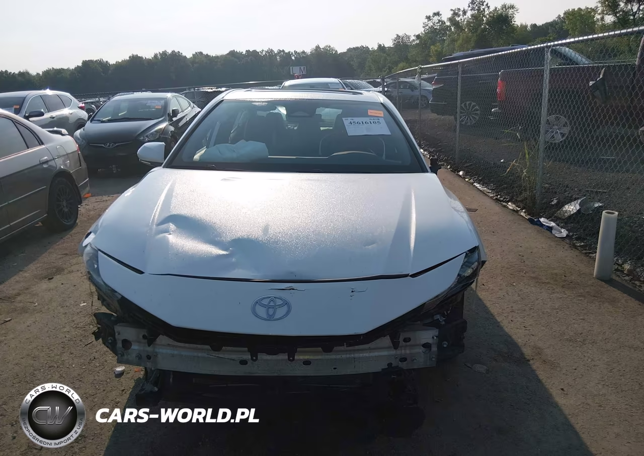 2025 Toyota Camry Se VIN:4T1DBADK6SU009841 - 13