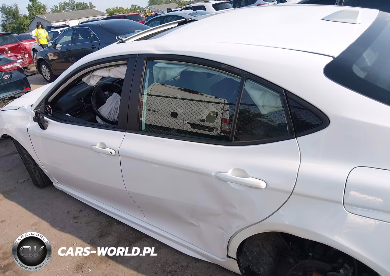 2025 Toyota Camry Se VIN:4T1DBADK6SU009841 - 15