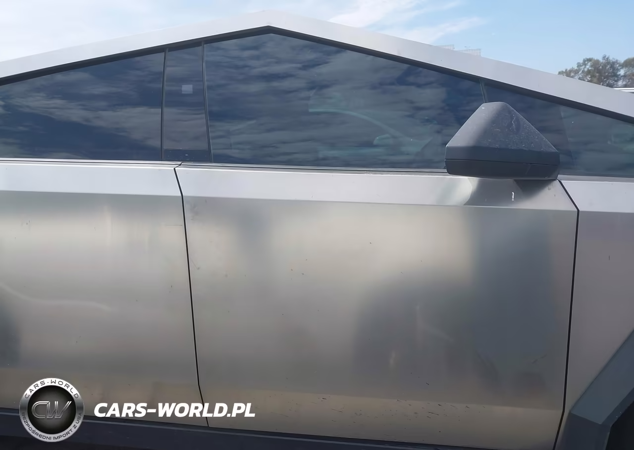 2025 Tesla Cybertruck All-Wheel Drive VIN:7G2CEHED3SA073449 - 13