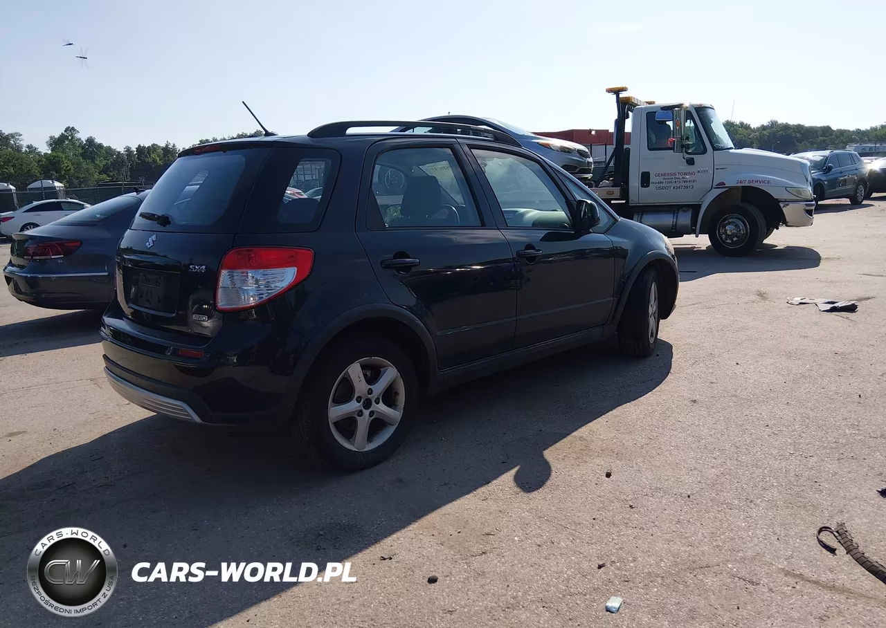 2008 Suzuki Sx4 Convenience-Touring VIN:JS2YB413485110034 - 4