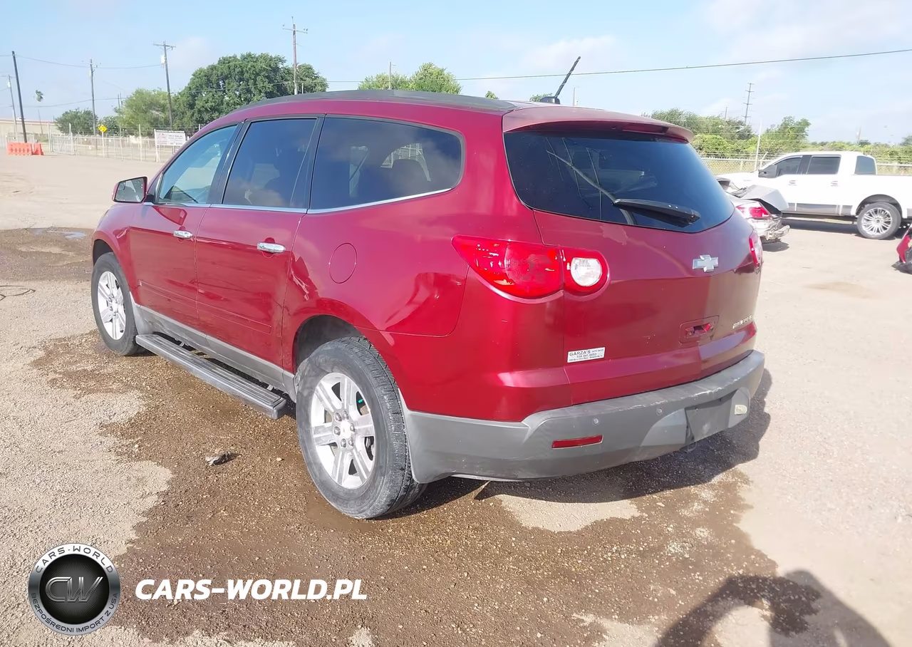 2010 Chevrolet Traverse Lt VIN:1GNLRFED9AS144726 - 3