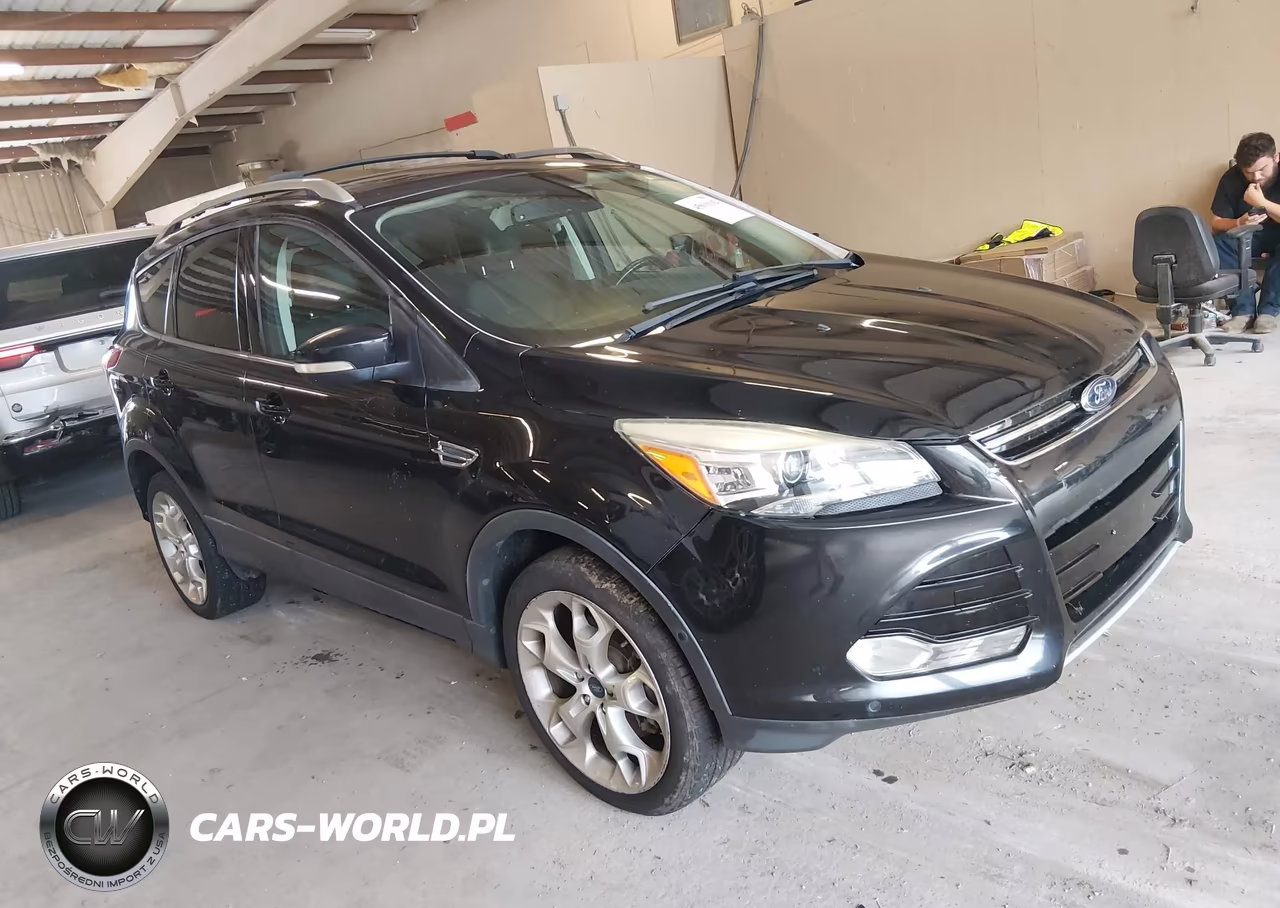 2013 Ford Escape Titanium – zdjęcie 1 z 12