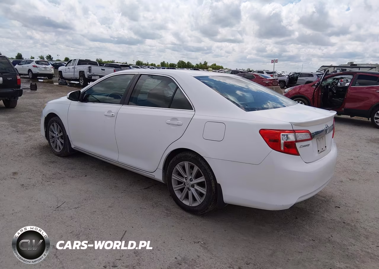 2012 Toyota Camry Xle VIN:4T1BF1FK6CU584791 - 3