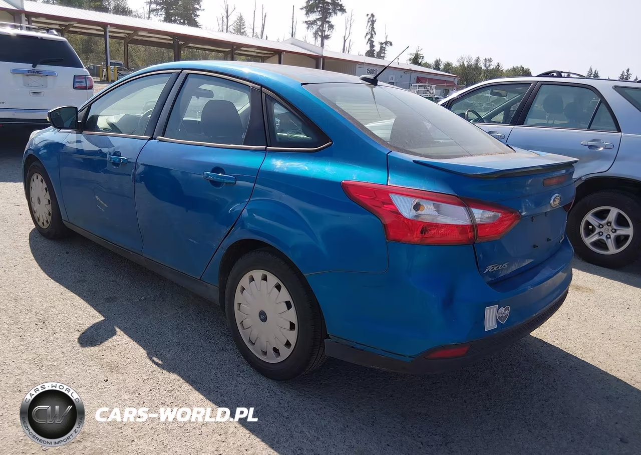 2013 Ford Focus Se VIN:1FADP3F22DL184973 - 3