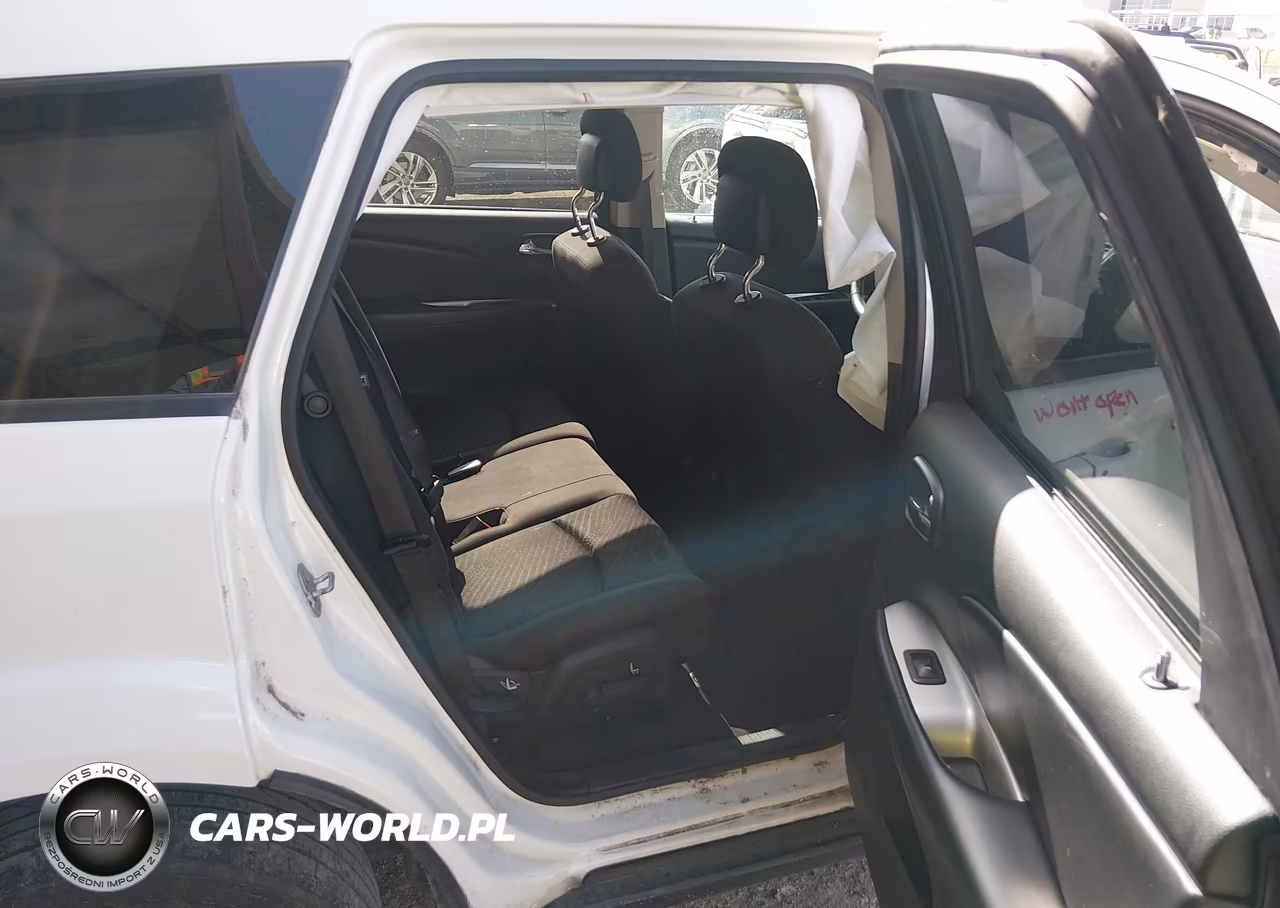 2018 Dodge Journey Se VIN:3C4PDCABXJT526709 - 7