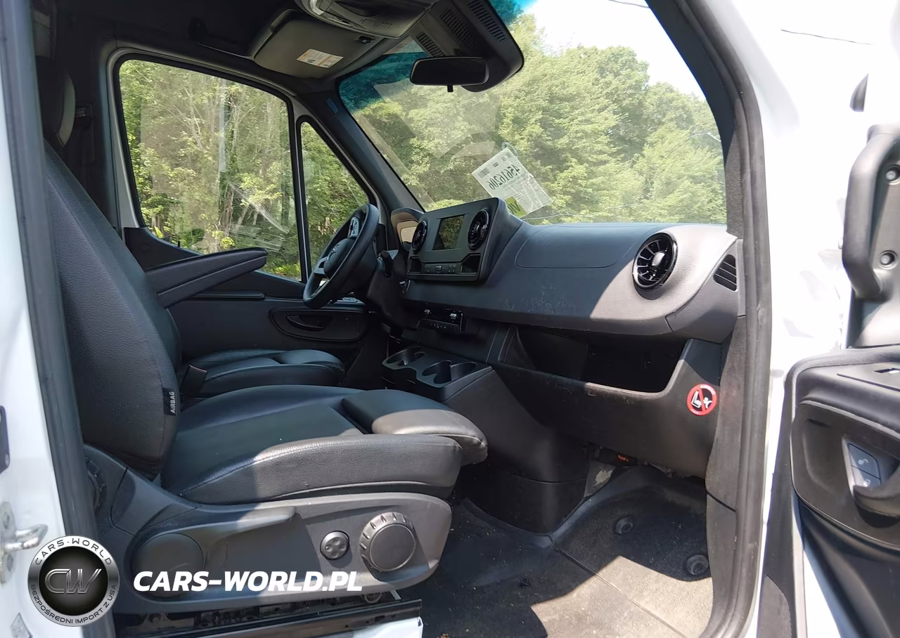 2024 Mercedes-Benz Sprinter 2500 Standard Roof 4-Cyl Diesel VIN:W1Y4KBHY3RT168644 - 5