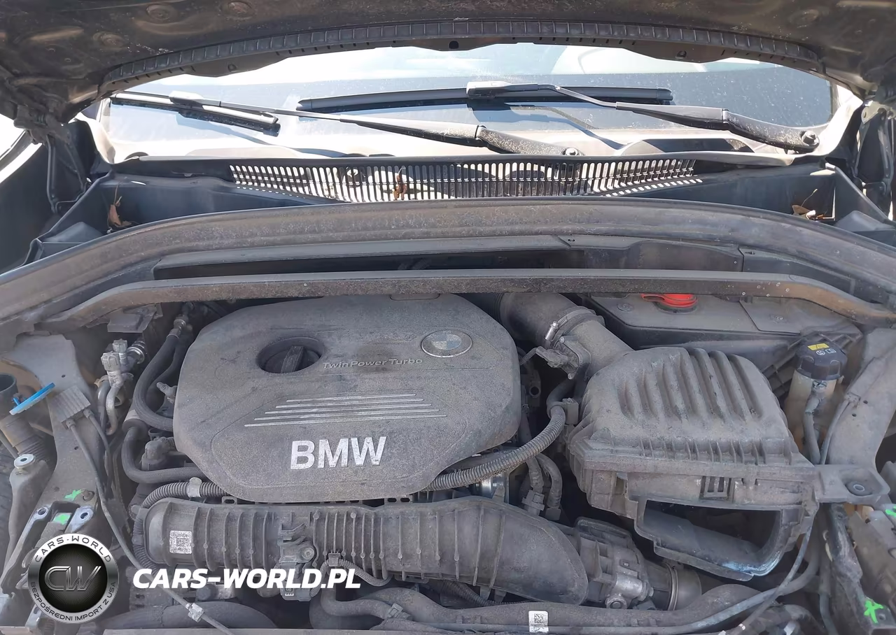 2018 BMW X1 xDrive28I VIN:WBXHT3C30J5L30682 - 10