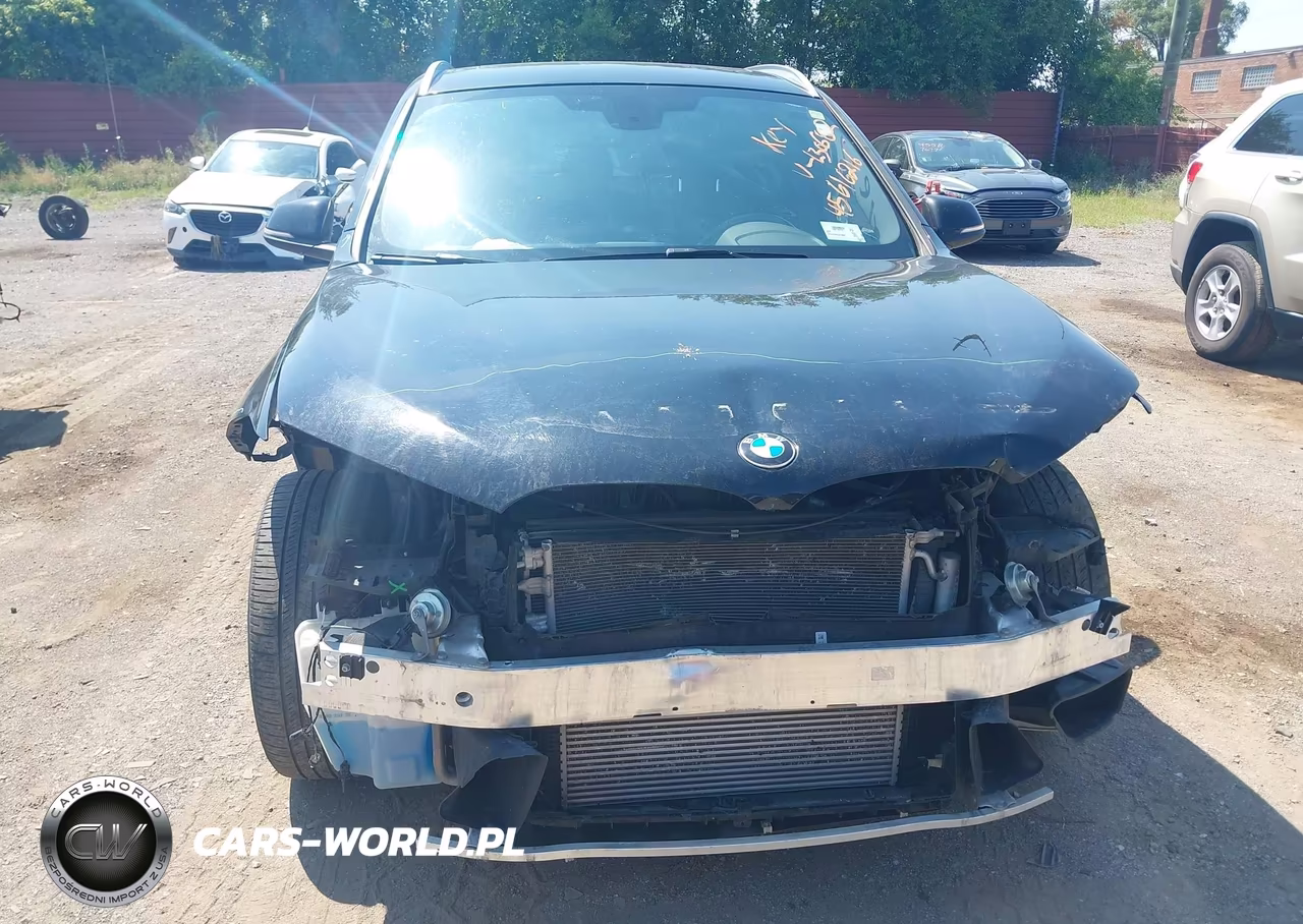 2018 BMW X1 xDrive28I VIN:WBXHT3C30J5L30682 - 12