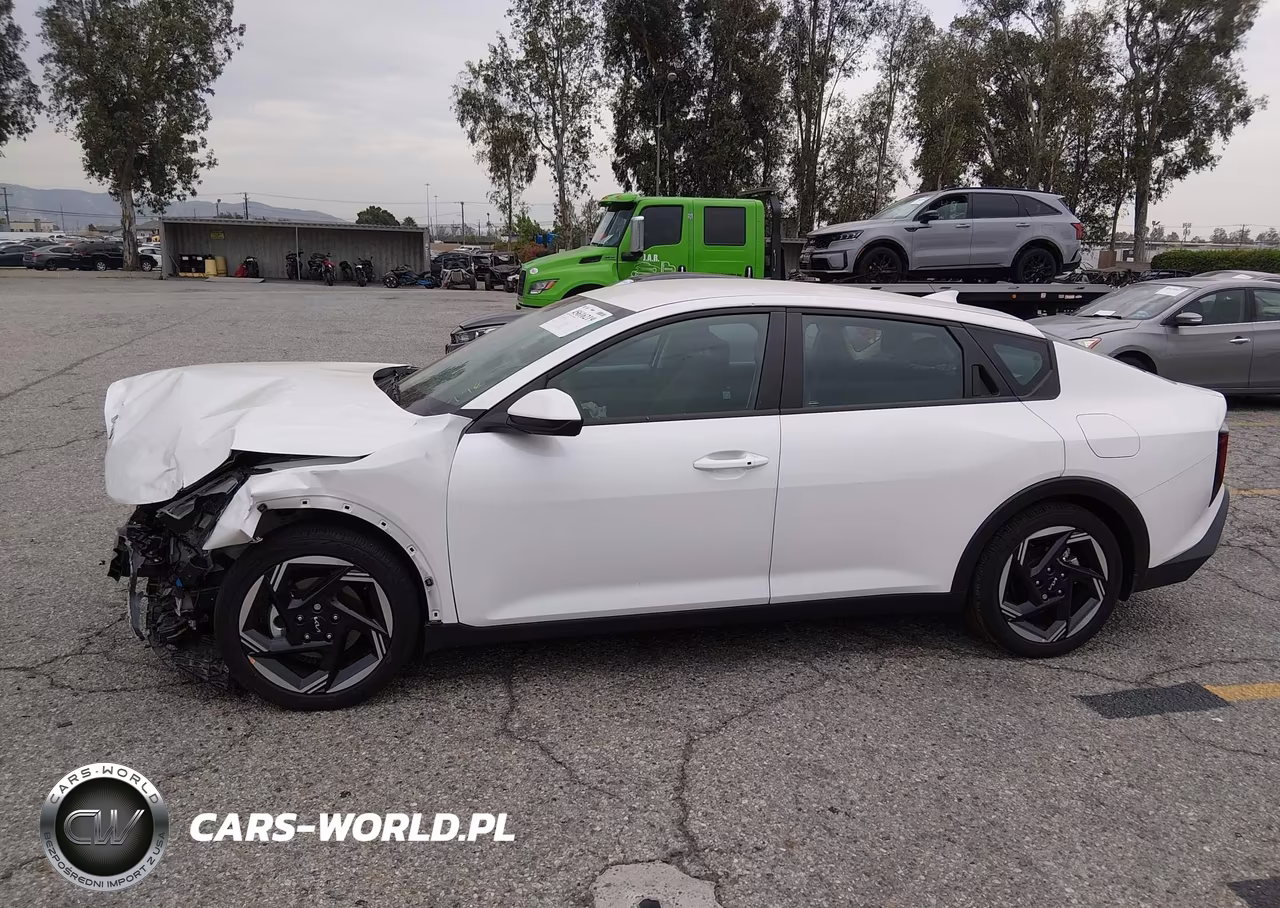 2025 Kia K4 Ex VIN:3KPFU4DE7SE190546 - 17