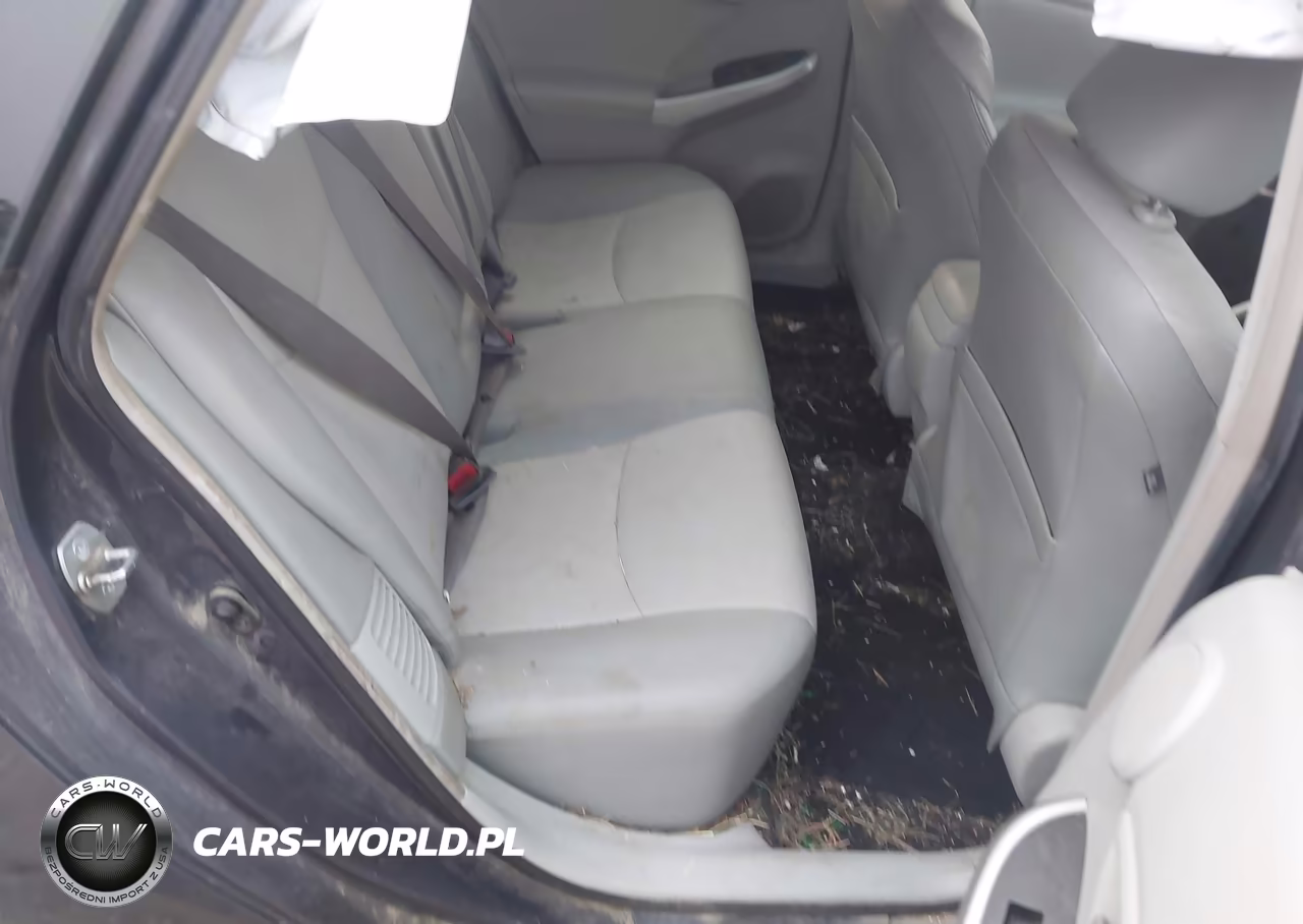 2015 Toyota Prius Four VIN:JTDKN3DU1F1950332 - 8