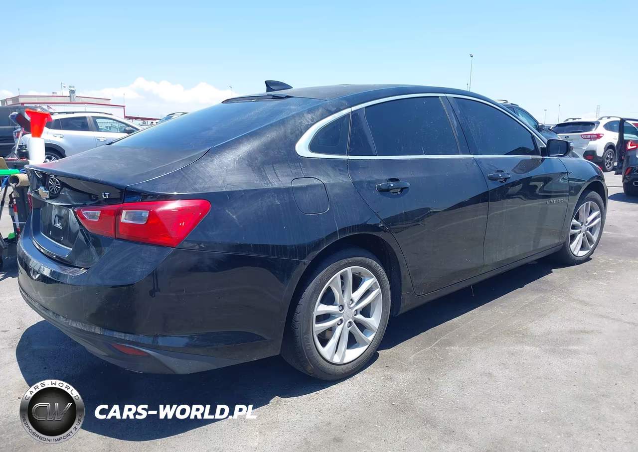 2018 Chevrolet Malibu Lt VIN:1G1ZD5ST1JF150674 - 4
