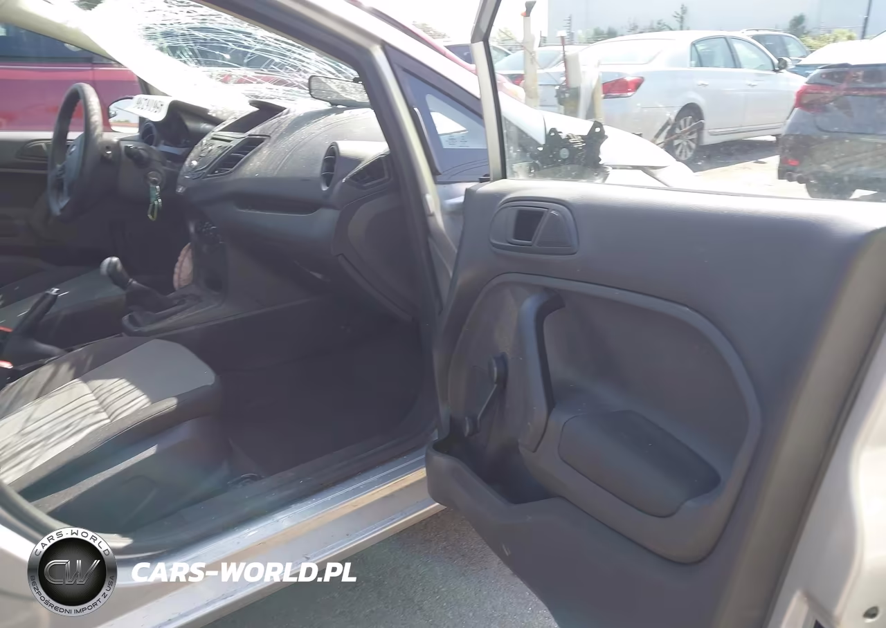 2019 Ford Fiesta S VIN:3FADP4AJ7KM119567 - 5