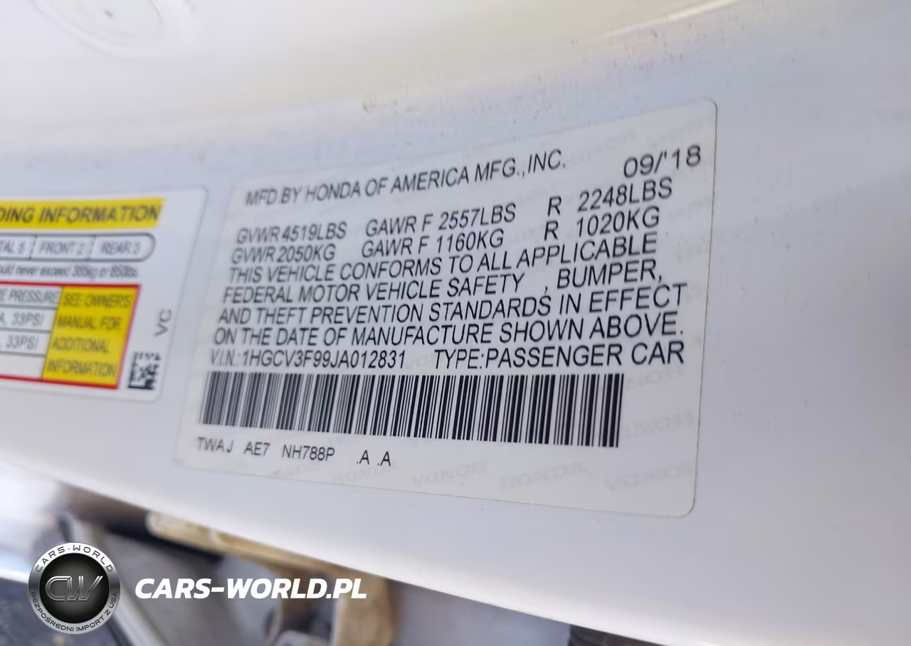 2018 Honda Accord Hybrid Touring VIN:1HGCV3F99JA012831 - 9