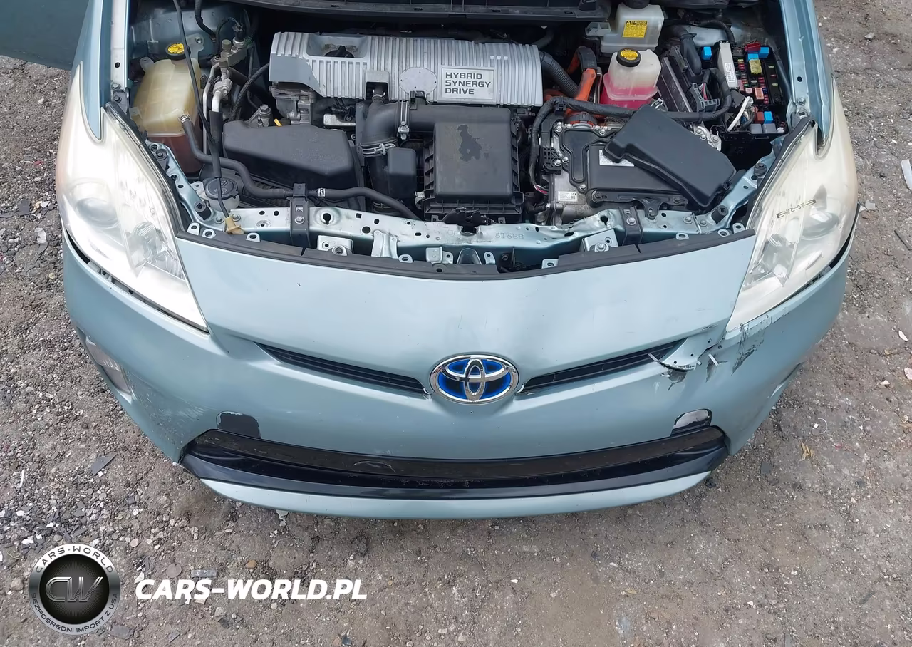 2014 Toyota Prius Two VIN:JTDKN3DU8E1804220 - 10
