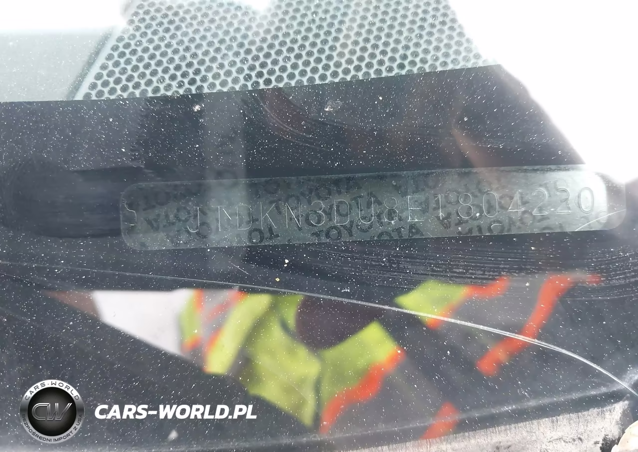 2014 Toyota Prius Two VIN:JTDKN3DU8E1804220 - 9