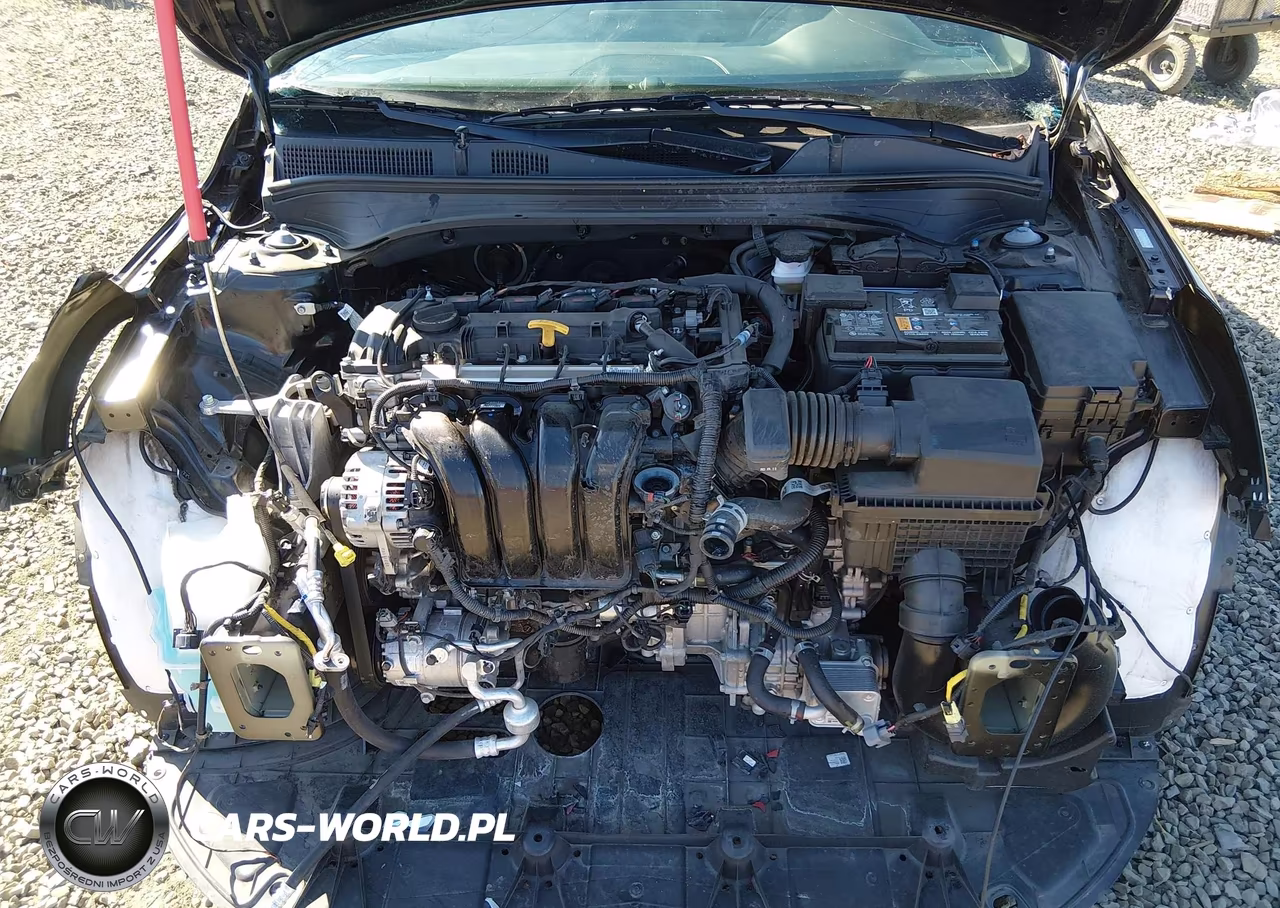 2024 Kia Forte Gt-Line VIN:3KPF54ADXRE757741 - 10