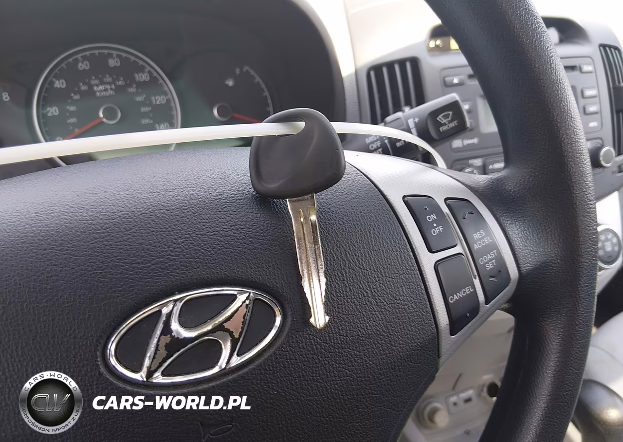 2009 Hyundai Elantra Gls VIN:KMHDU46D79U658858 - 11