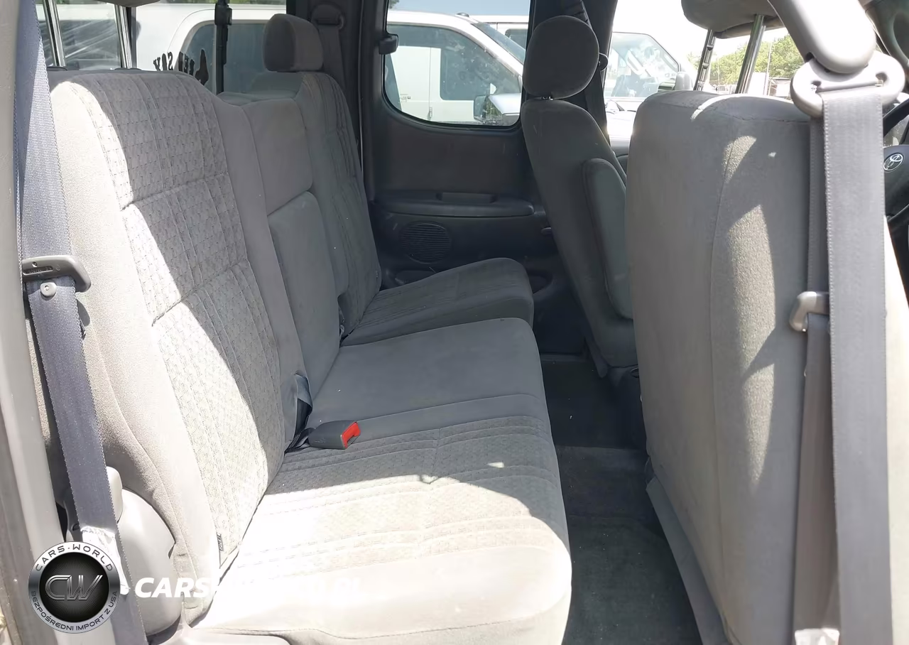 2004 Toyota Tundra Sr5 V8 VIN:5TBBT44184S449190 - 8