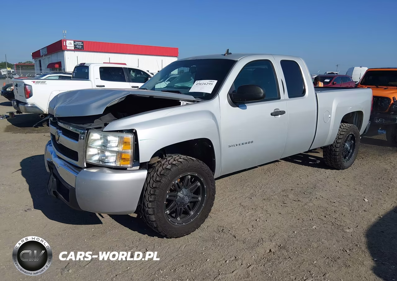 2011 Chevrolet Silverado 1500 Ls VIN:1GCRCREA5BZ428102 - 2