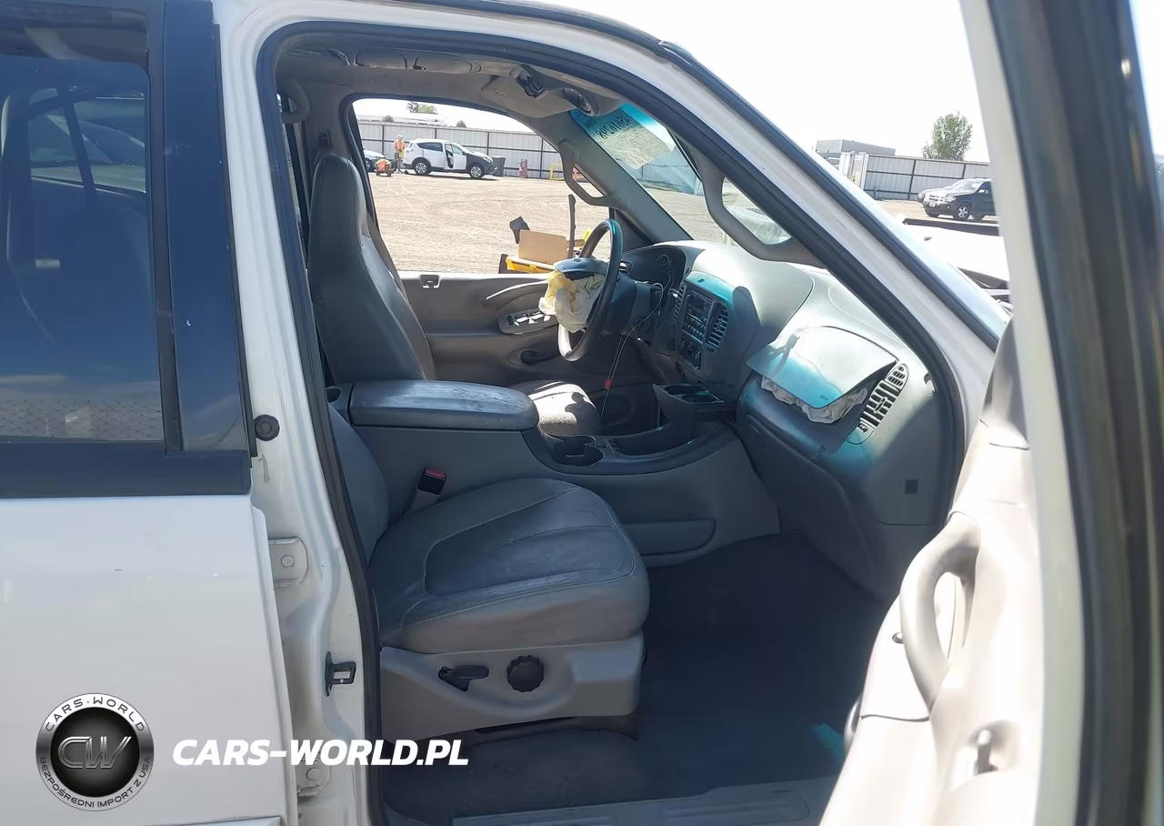2001 Ford Expedition Xlt VIN:1FMFU16L11LA40704 - 5