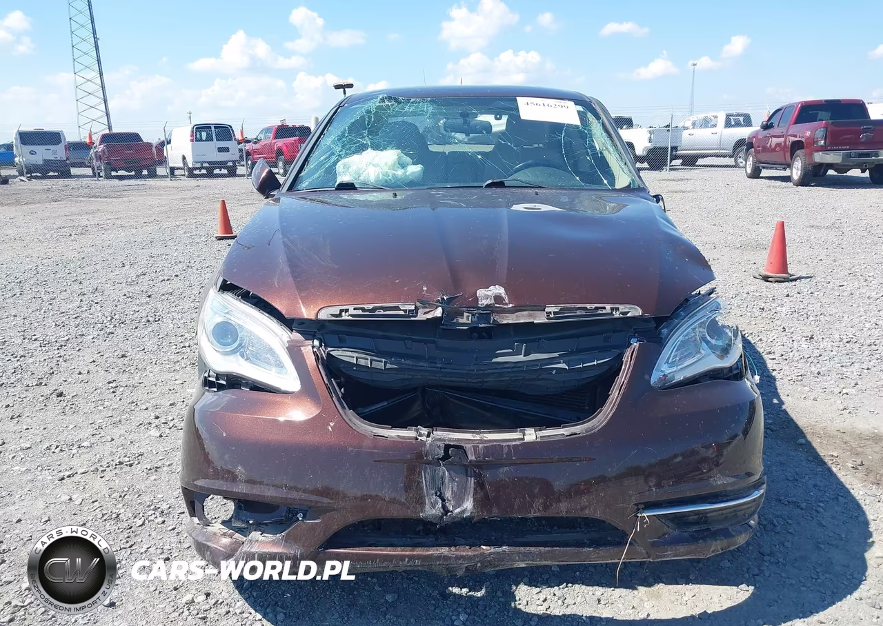 2013 Chrysler 200 Touring VIN:1C3CCBBB7DN546533 - 12