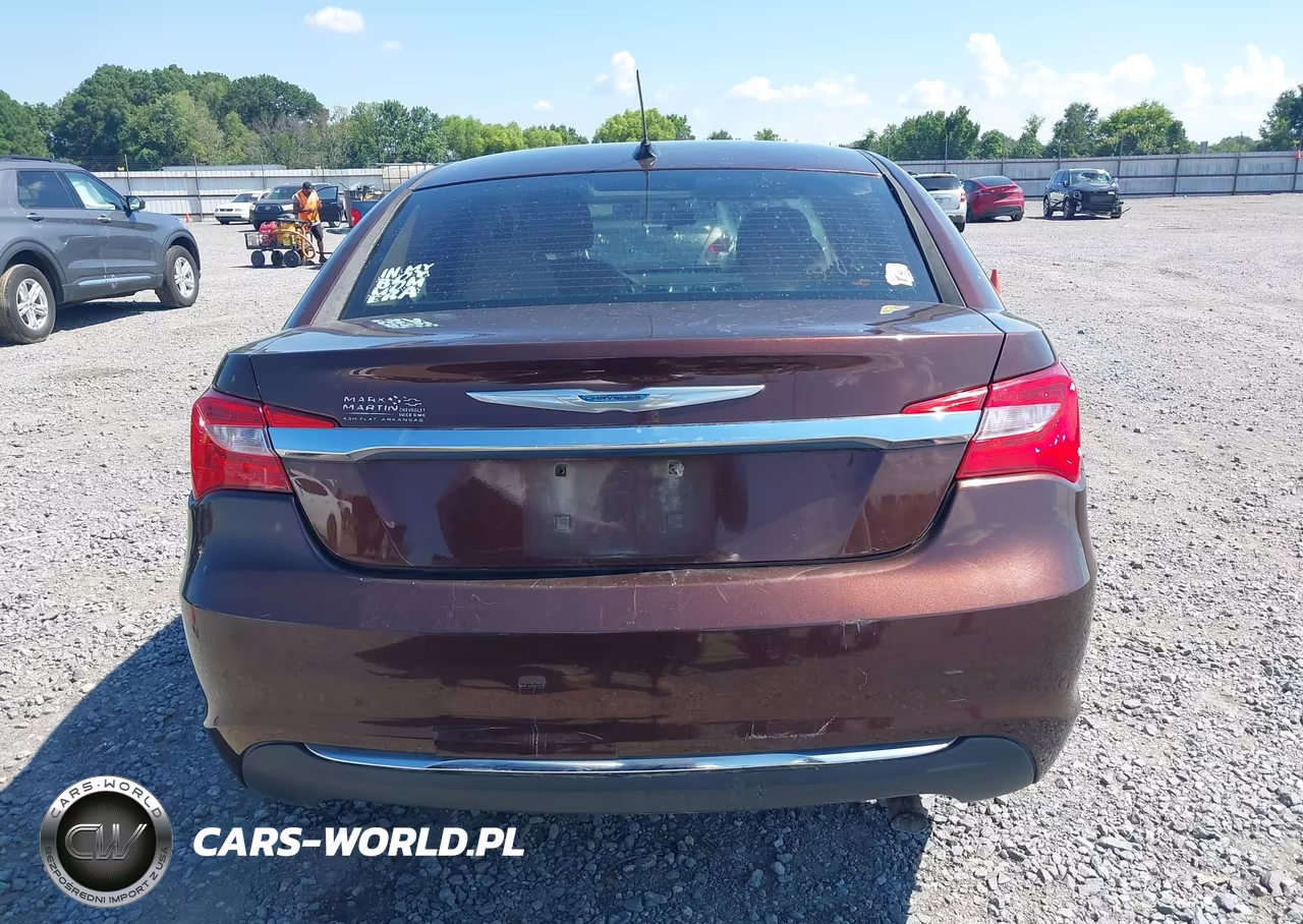 2013 Chrysler 200 Touring VIN:1C3CCBBB7DN546533 - 16