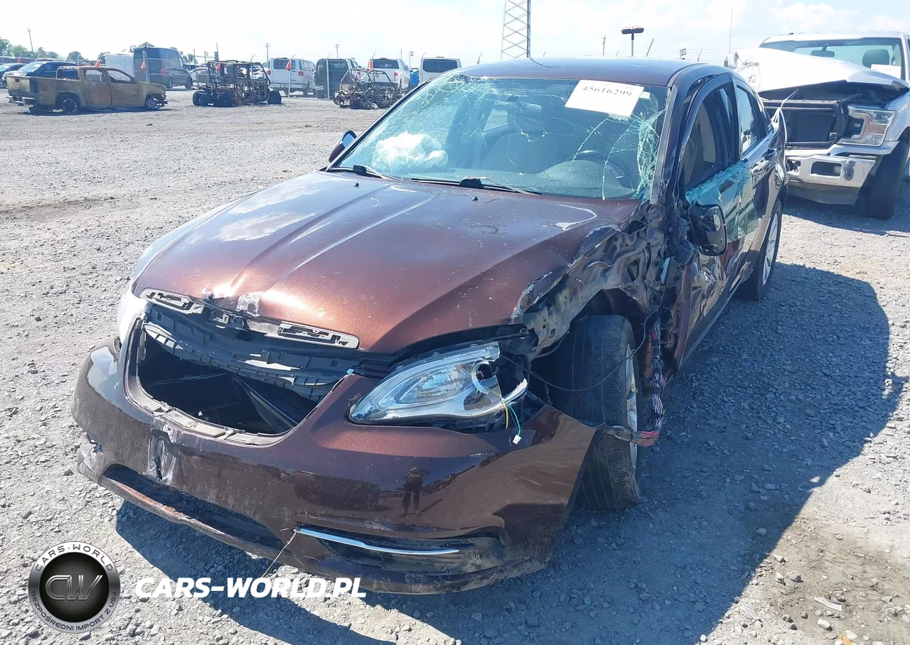 2013 Chrysler 200 Touring VIN:1C3CCBBB7DN546533 - 6